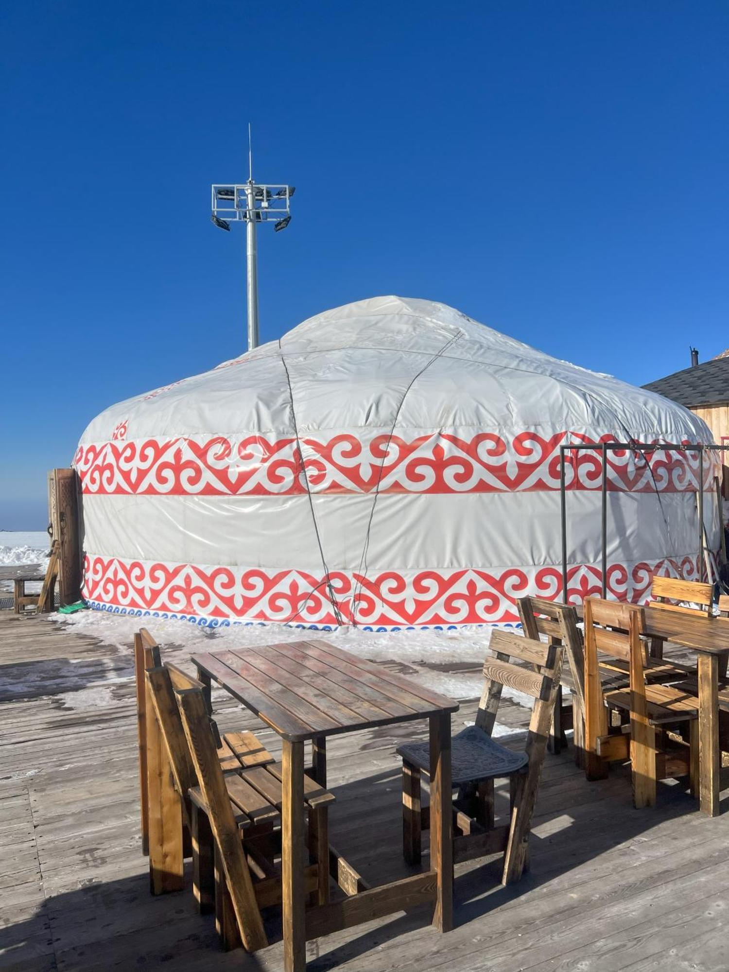 Yurta Base Camp, Shymbulak Mountain Resort Besqaynar المظهر الخارجي الصورة